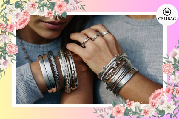 Phối hợp lắc tay bạc nữ dạng kiềng với trang phục hàng ngày